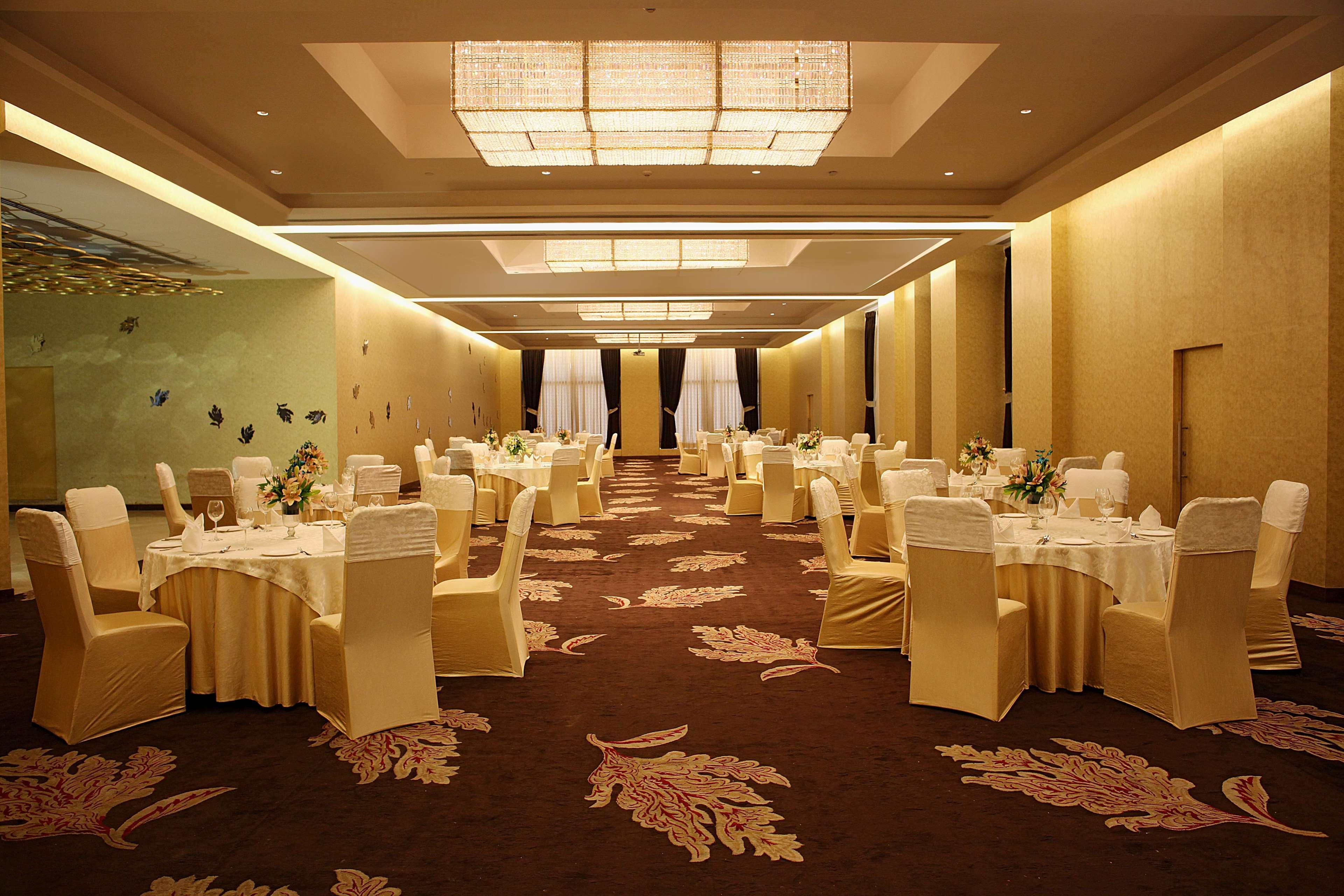 Radisson Blu Hotel New Delhi Dwarka Εξωτερικό φωτογραφία The ballroom