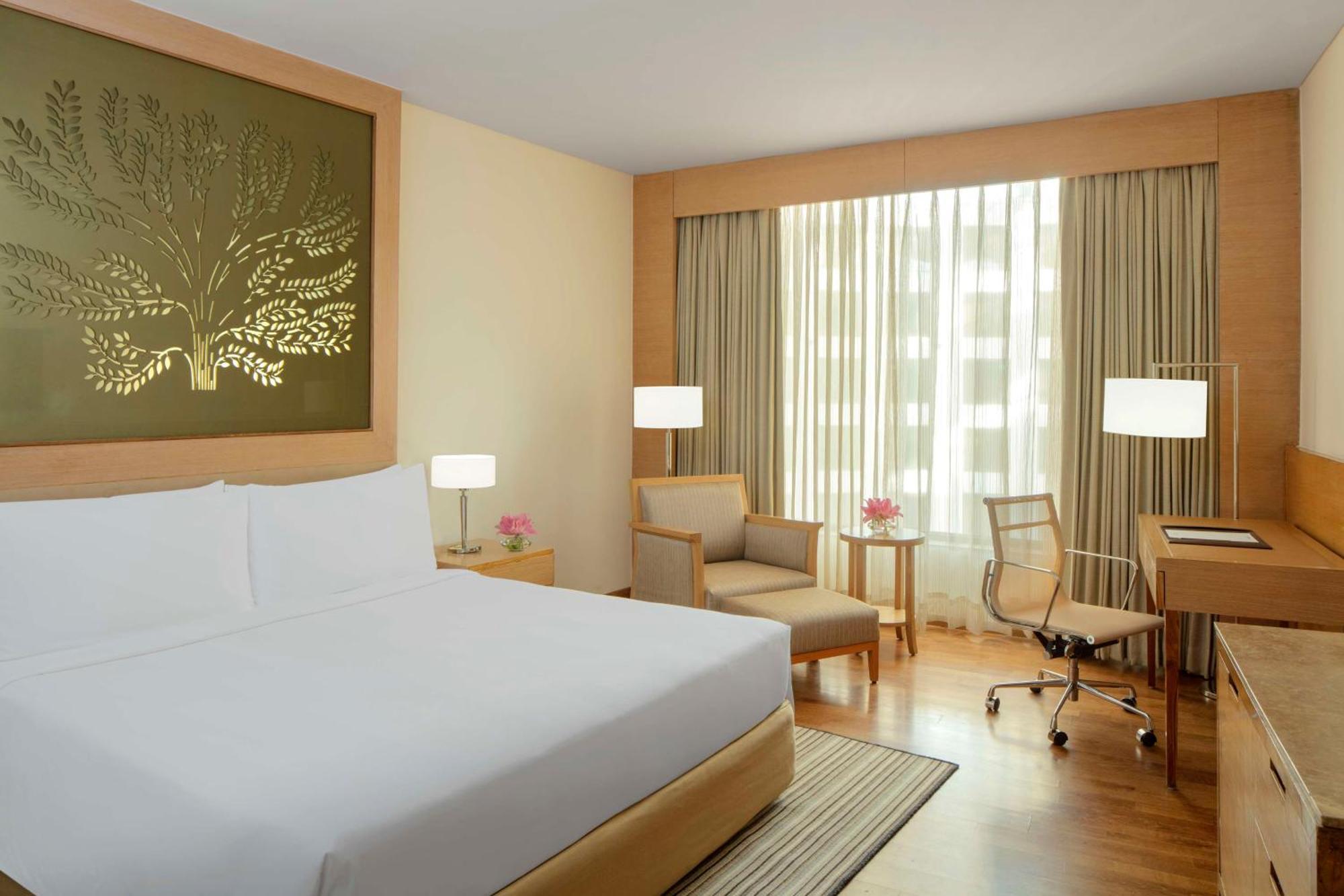 Radisson Blu Hotel New Delhi Dwarka Εξωτερικό φωτογραφία A room at the Taj Bengal
