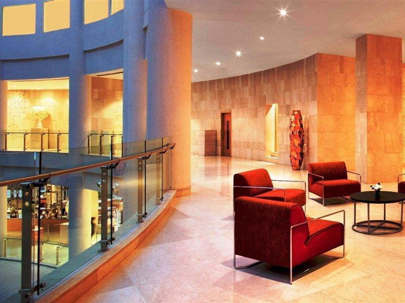 Radisson Blu Hotel New Delhi Dwarka Εξωτερικό φωτογραφία Lobby