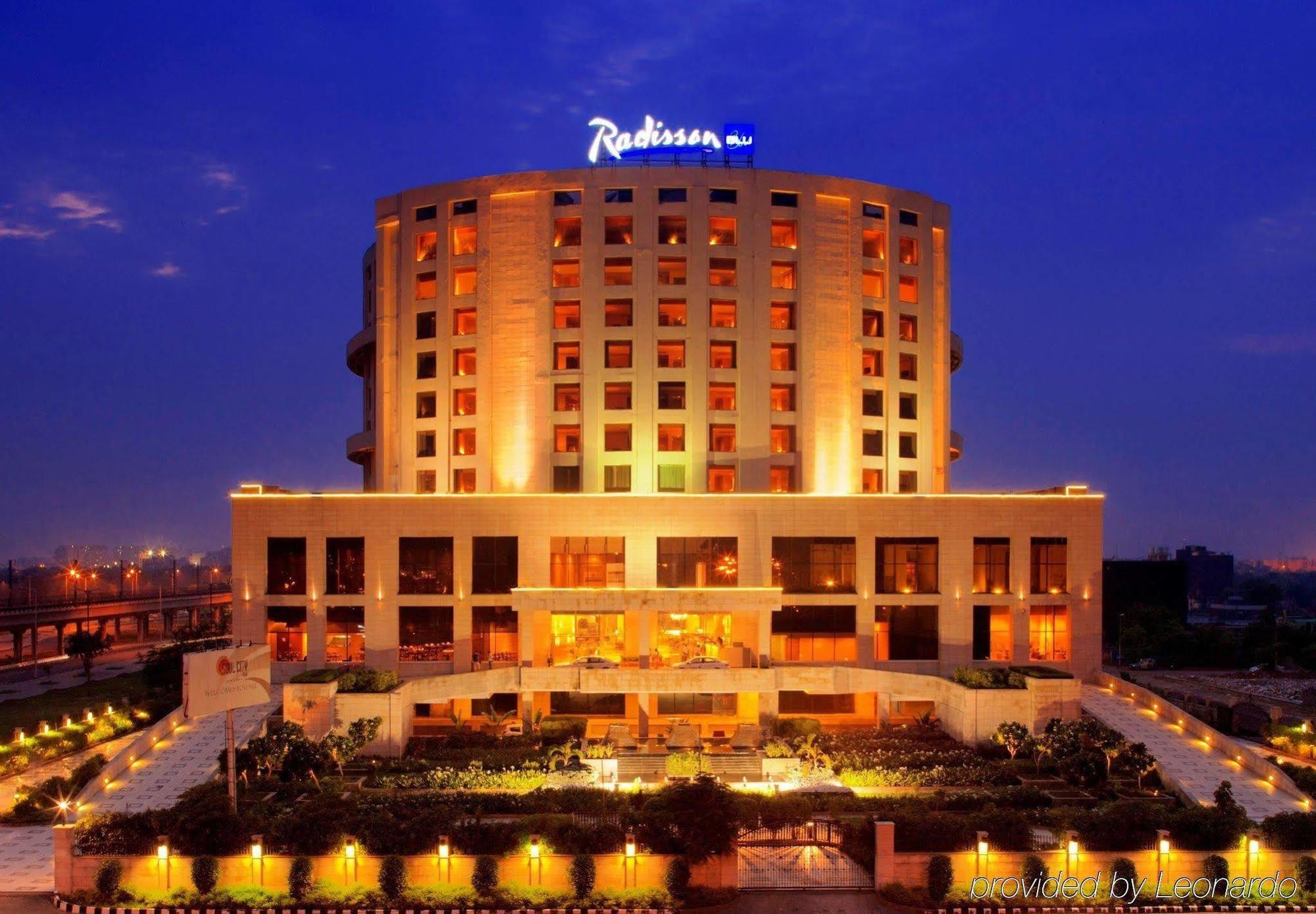 Radisson Blu Hotel New Delhi Dwarka Εξωτερικό φωτογραφία Radisson Blu Hotel, Faridabad